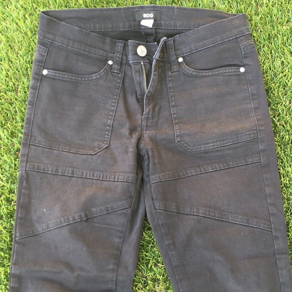 Black skinny’s